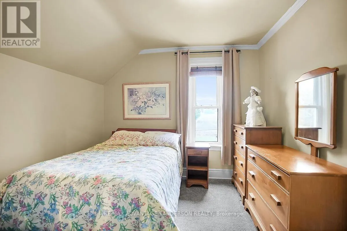 8523 TOWNSEND LINE