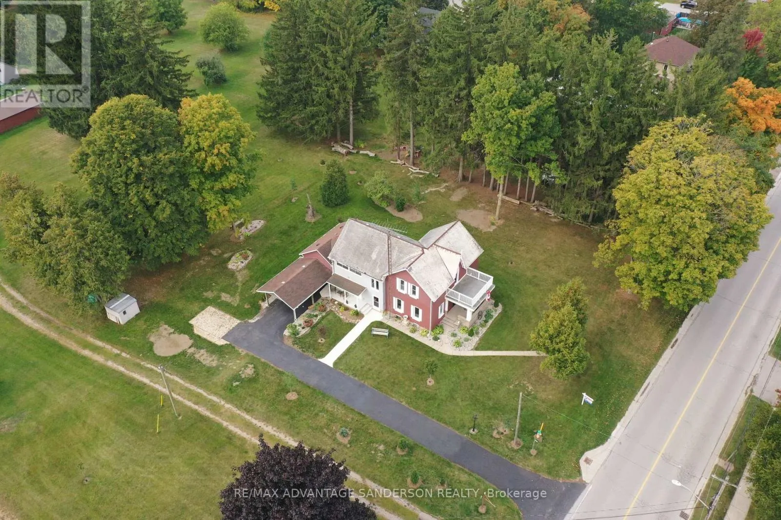 8523 TOWNSEND LINE