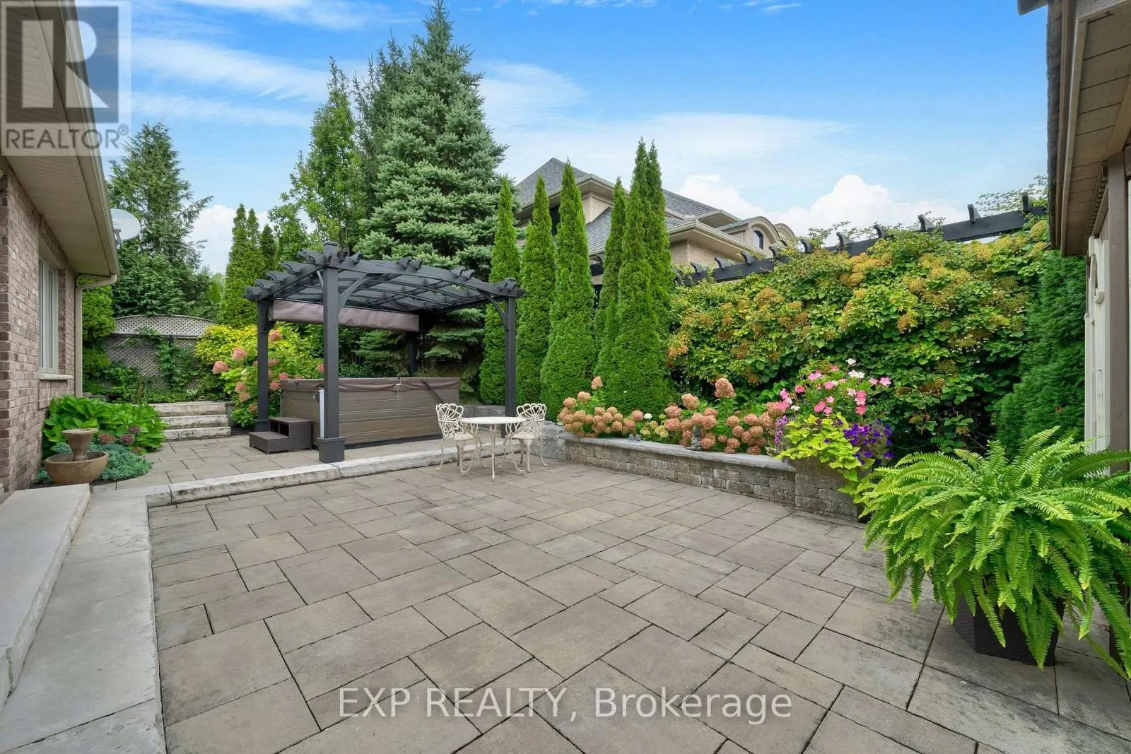 48 TIMMSDALE CRESCENT