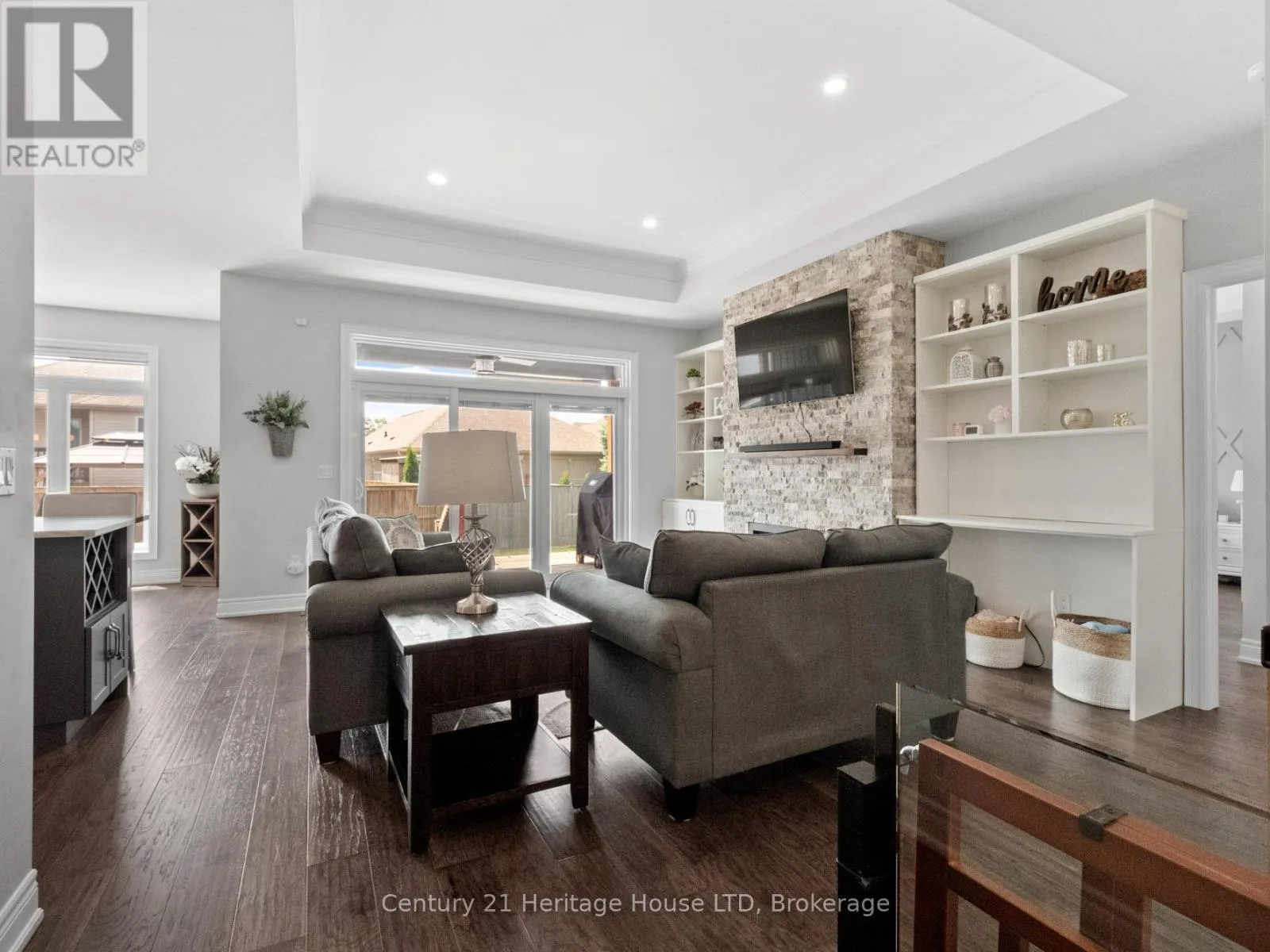 281 REGATTA DRIVE
