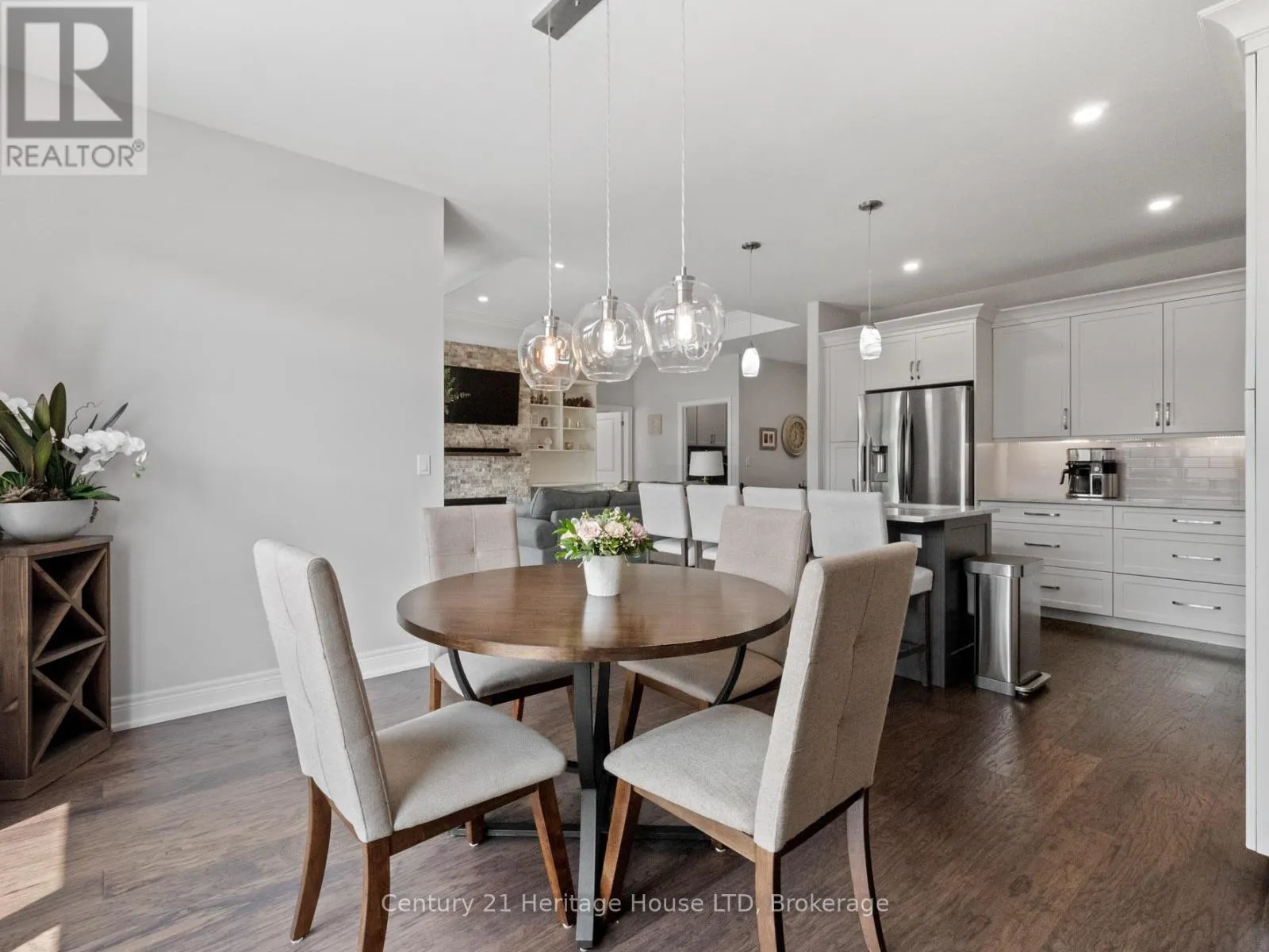 281 REGATTA DRIVE