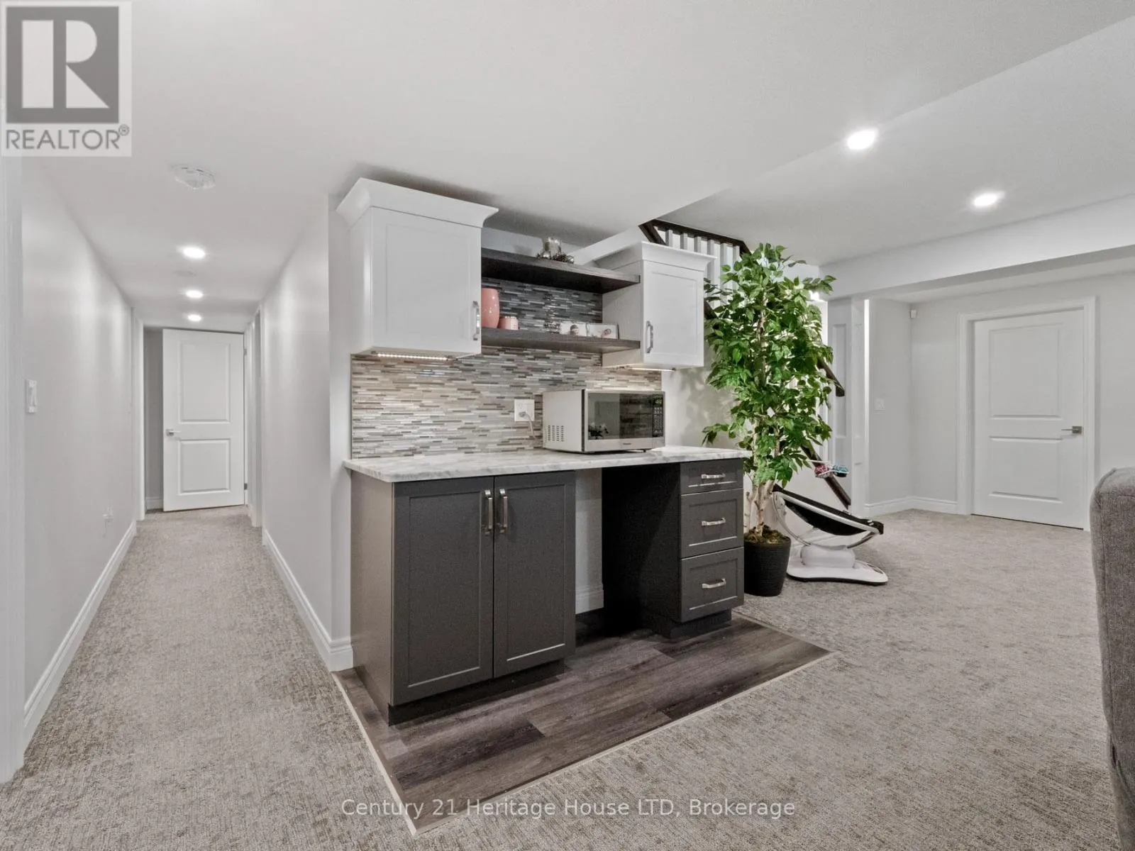 281 REGATTA DRIVE