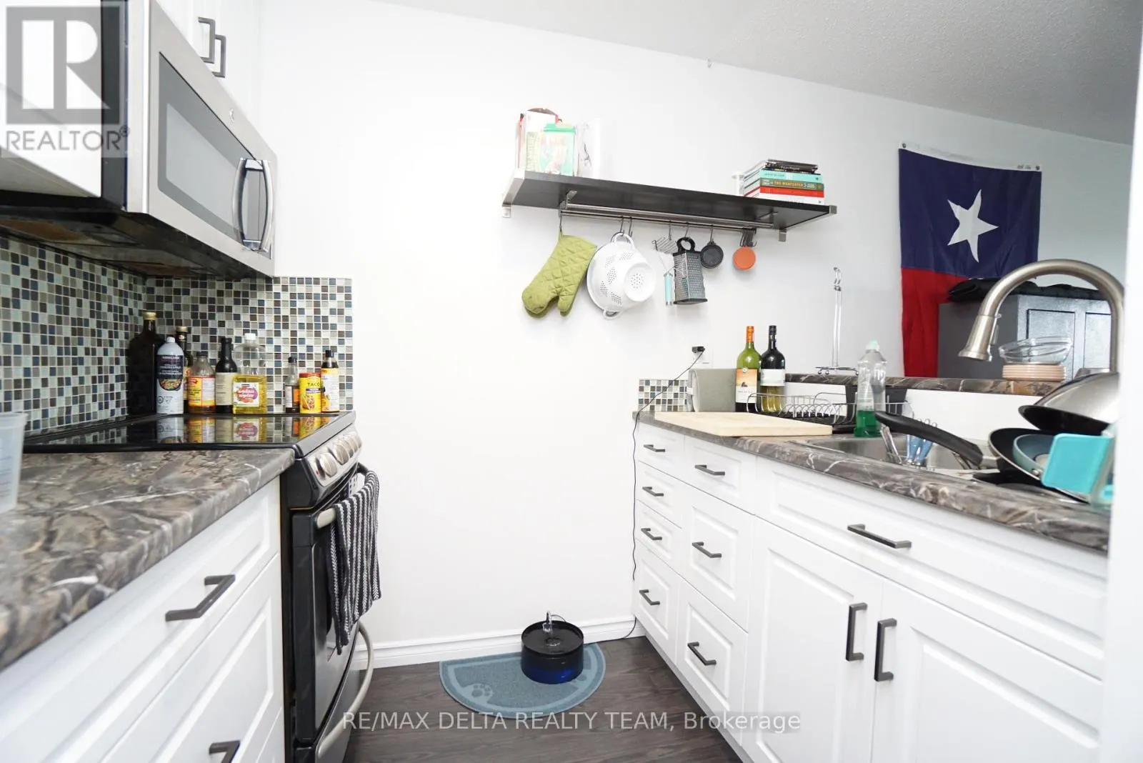 412 - 6376 BILBERRY DRIVE