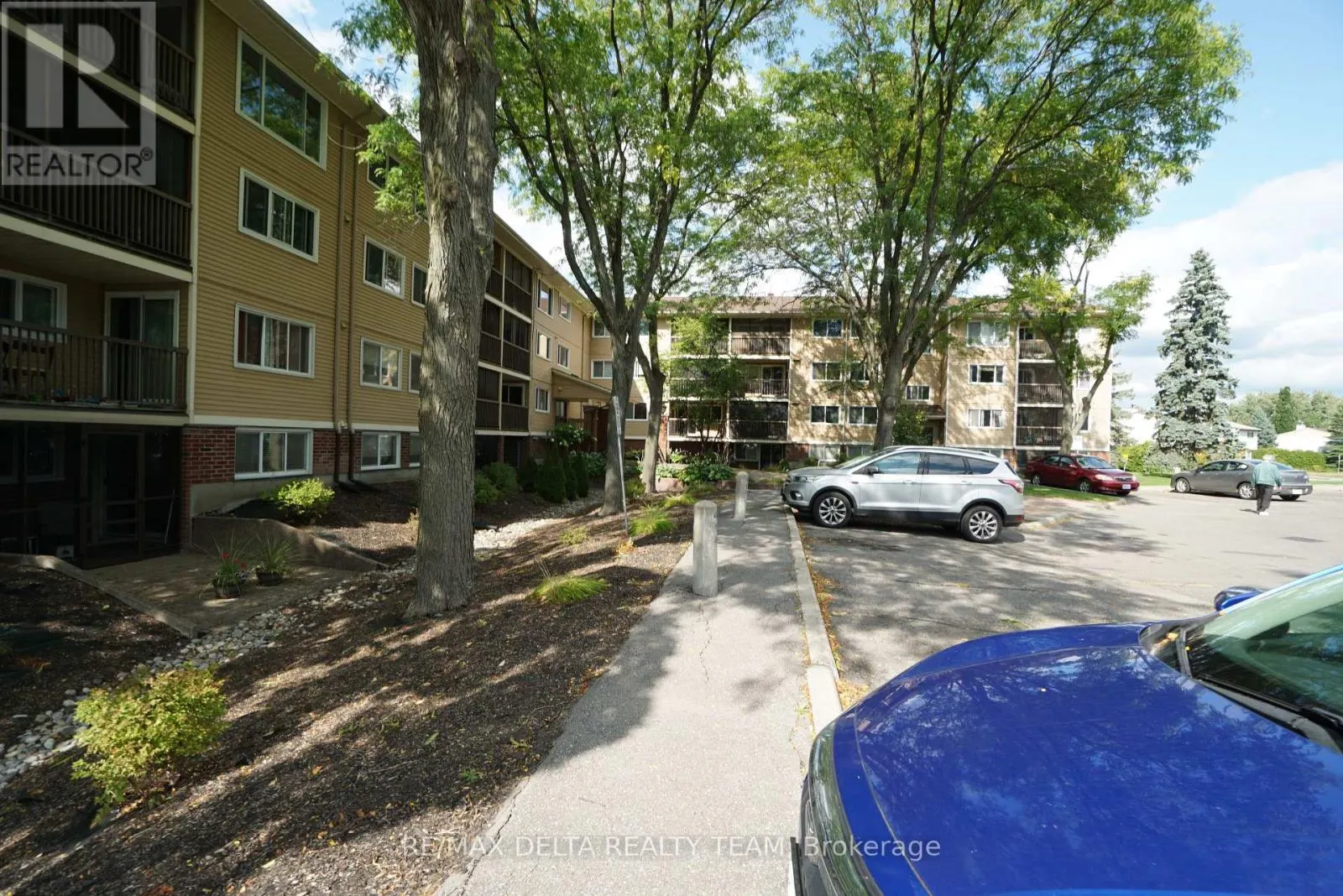 412 - 6376 BILBERRY DRIVE