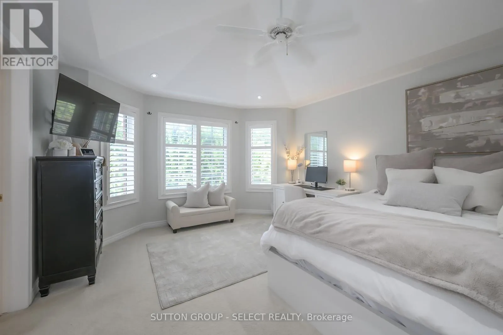 45 SHAW VALLEY DRIVE