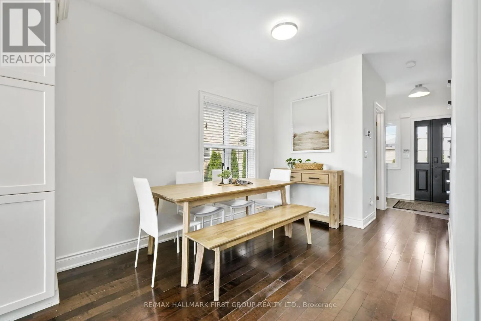 239 ROLLINGS STREET