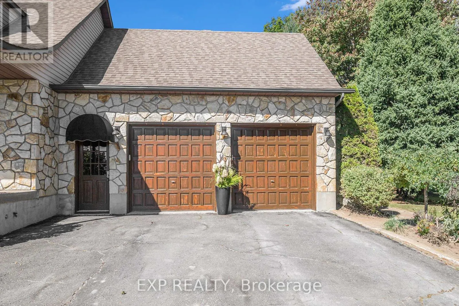 1919 CLARK ROAD