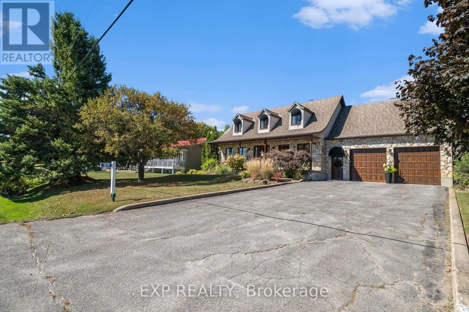 1919 CLARK ROAD