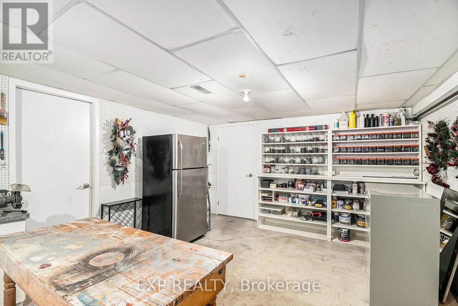 1919 CLARK ROAD