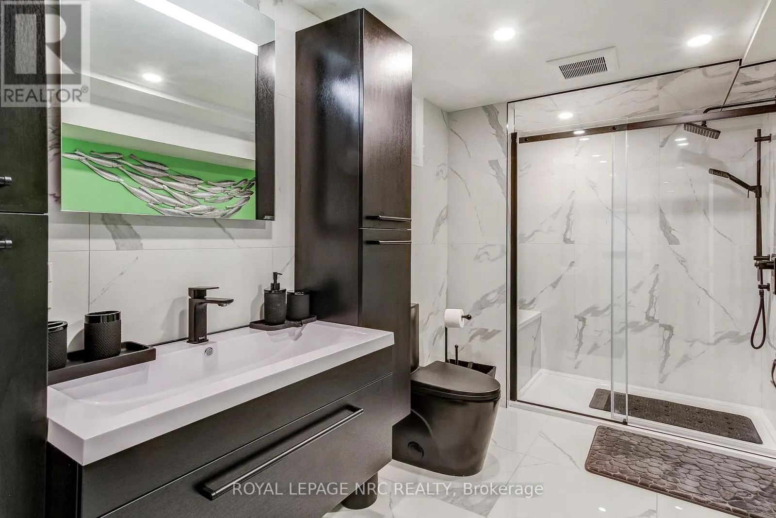 3 LOWER CANADA DRIVE