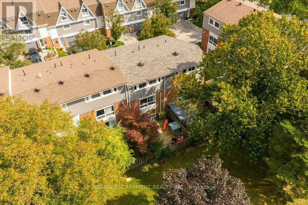 4 TRUDY COURT