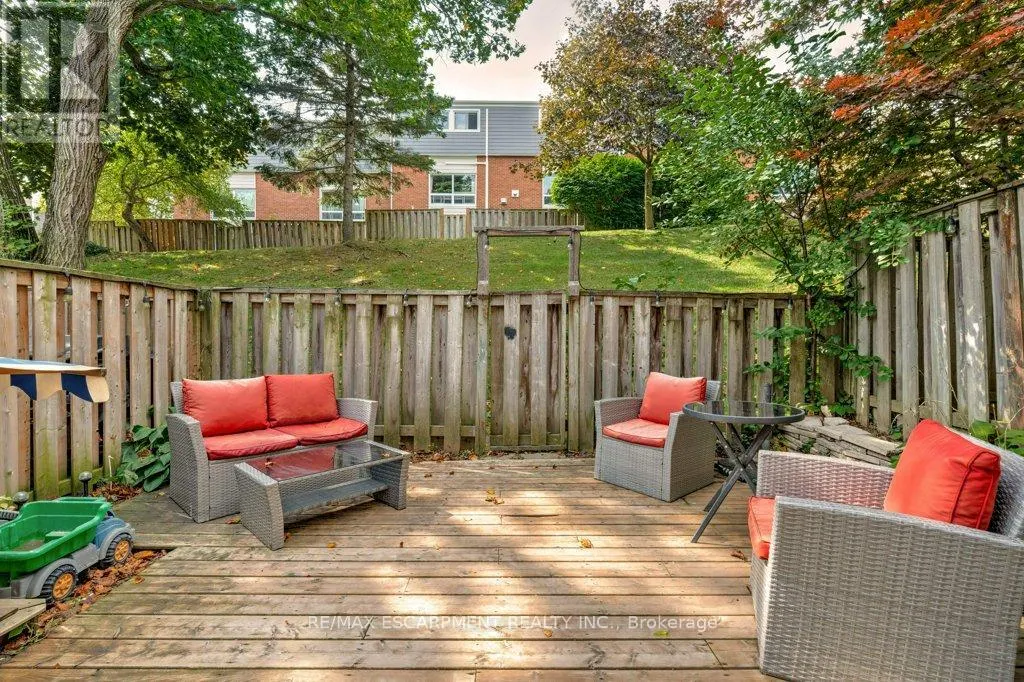 4 TRUDY COURT