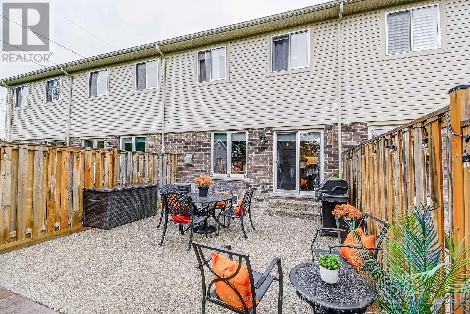 30 - 21 MADONNA DRIVE