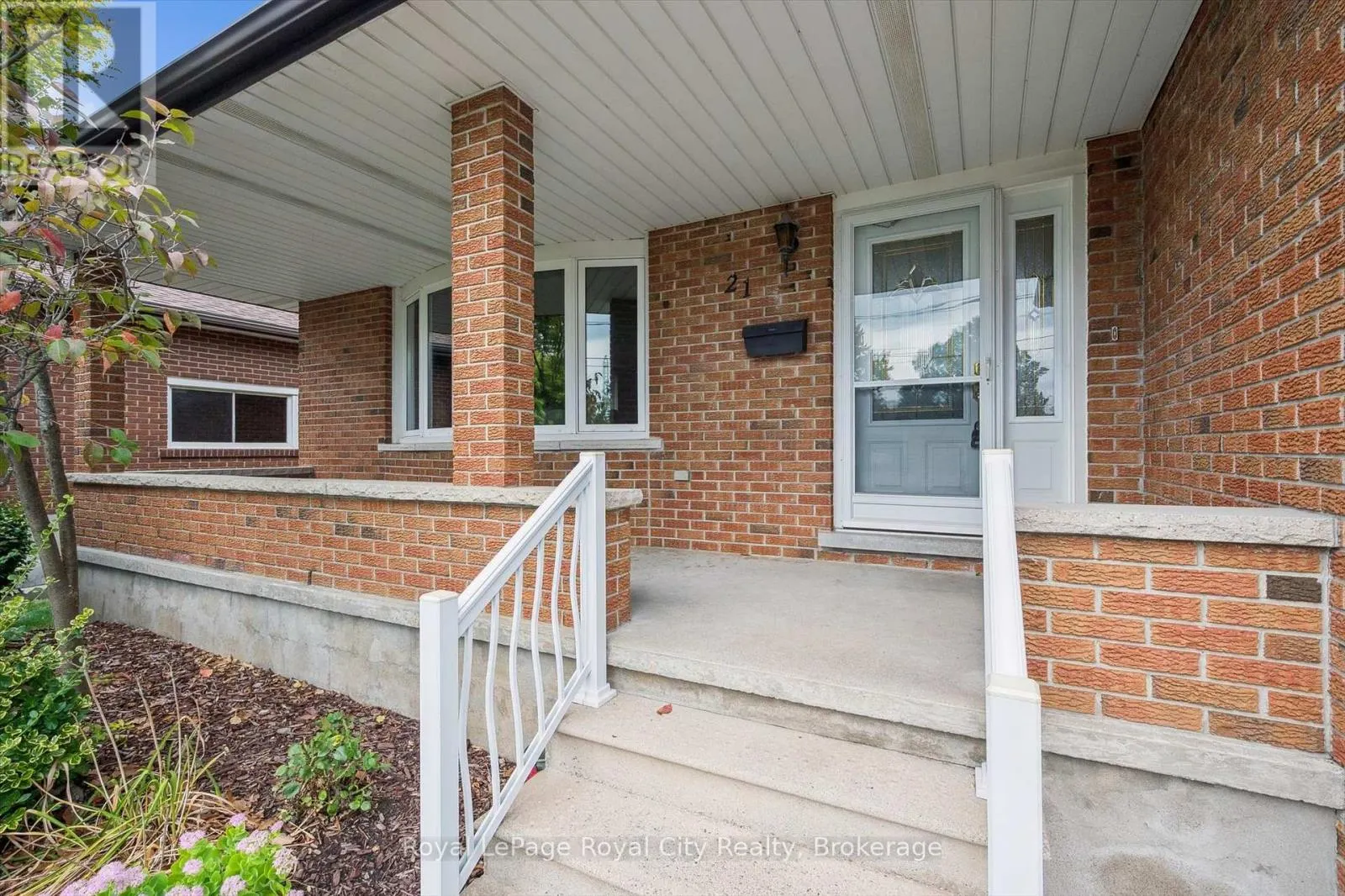 21 HEATH ROAD