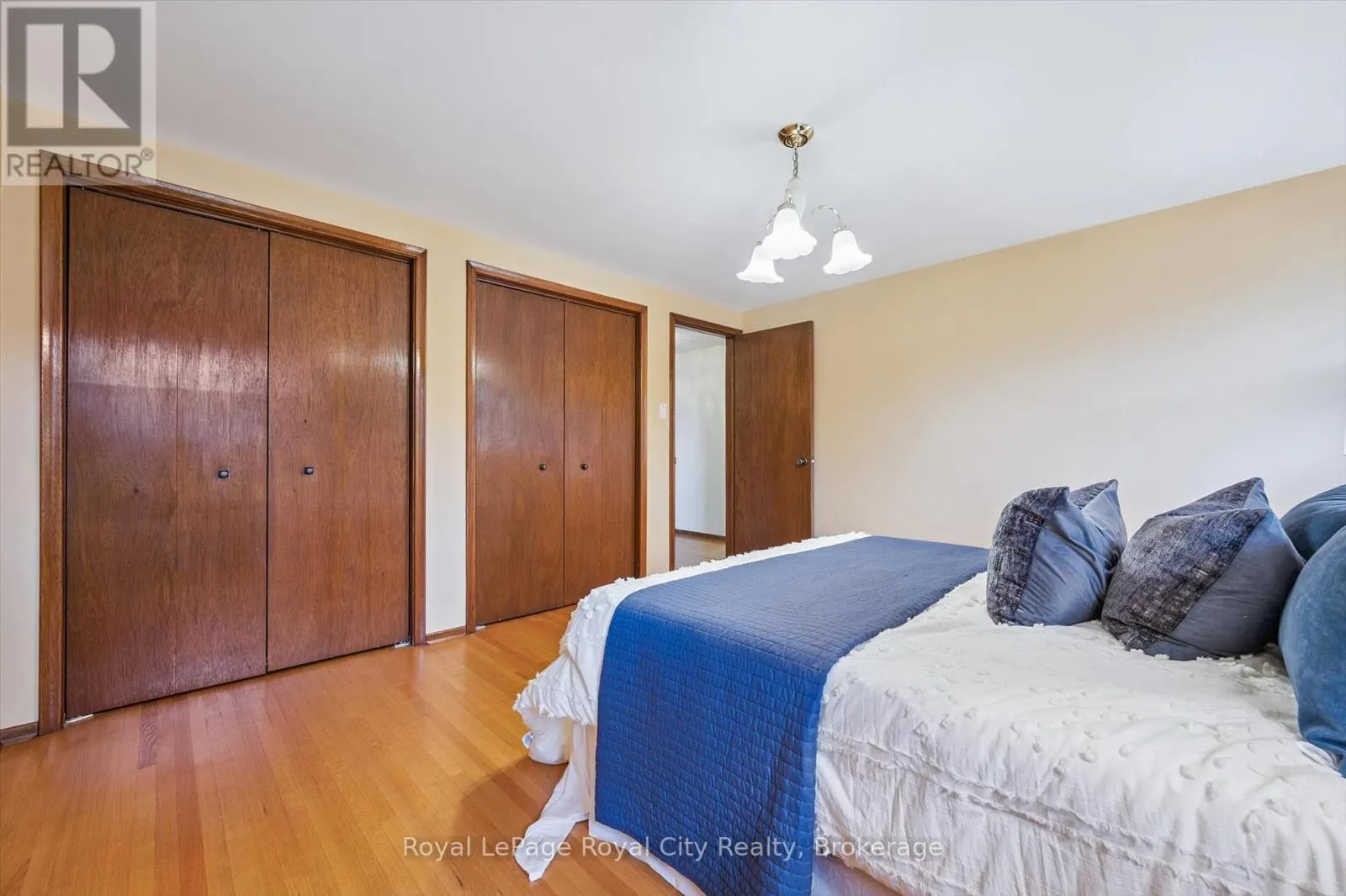 21 HEATH ROAD