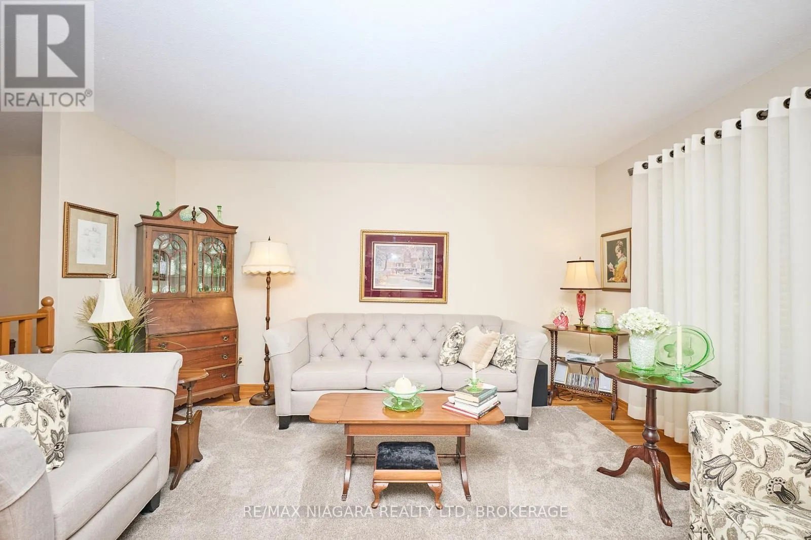 524 LAKEVIEW ROAD