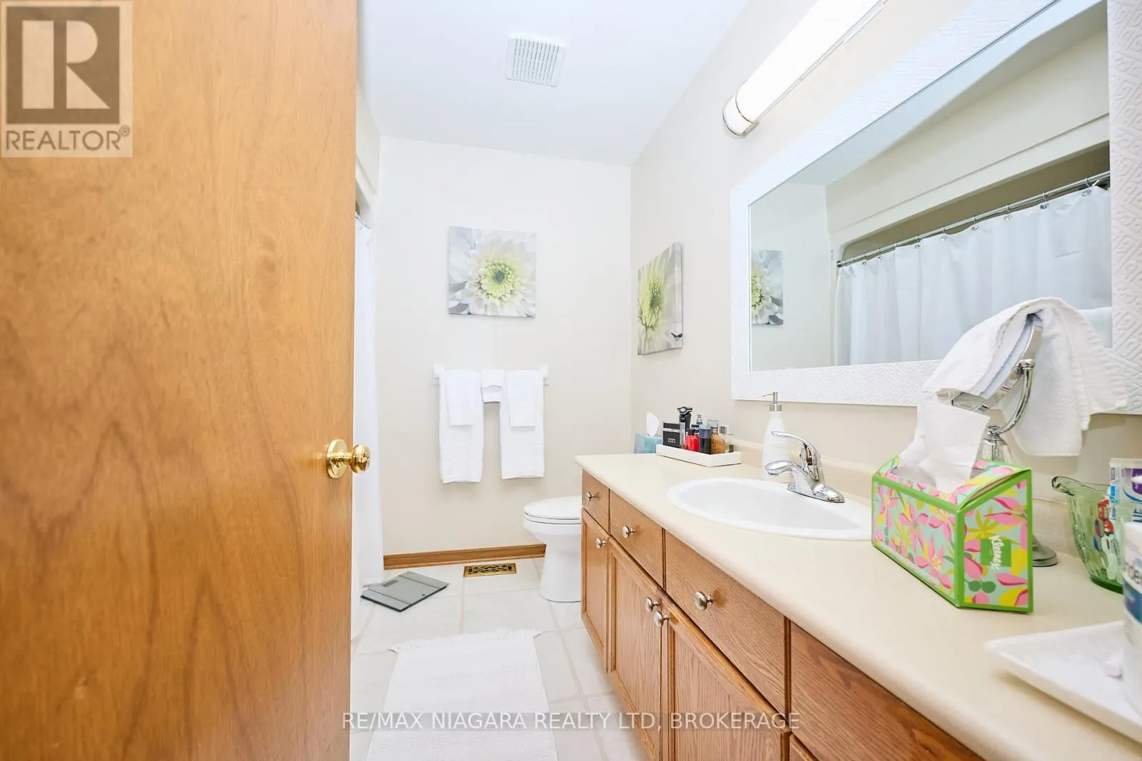 524 LAKEVIEW ROAD