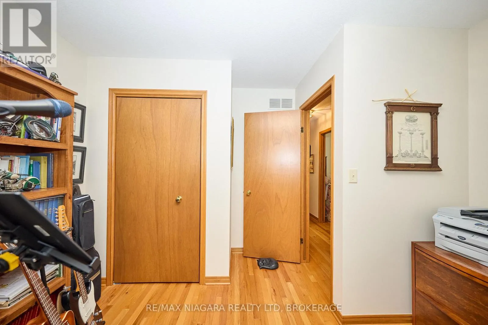 524 LAKEVIEW ROAD