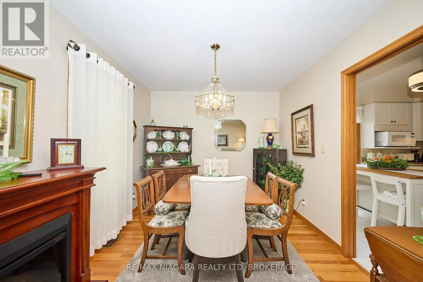 524 LAKEVIEW ROAD