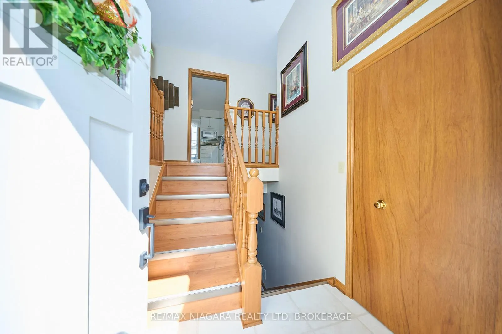 524 LAKEVIEW ROAD