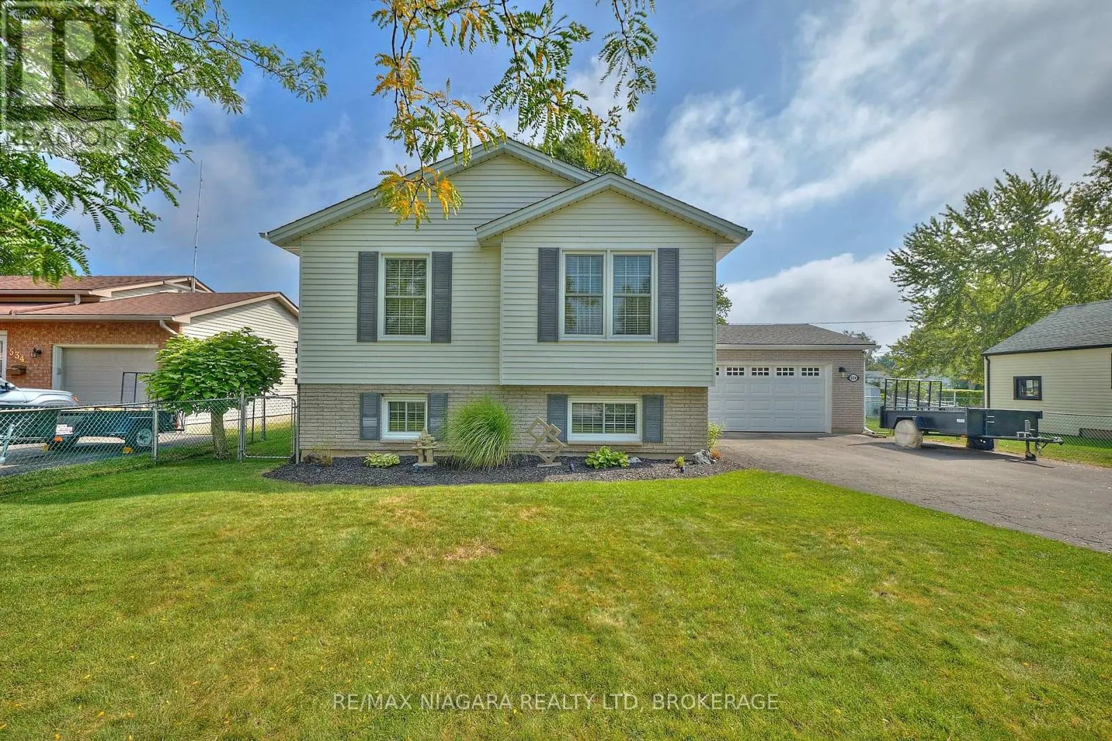 524 LAKEVIEW ROAD