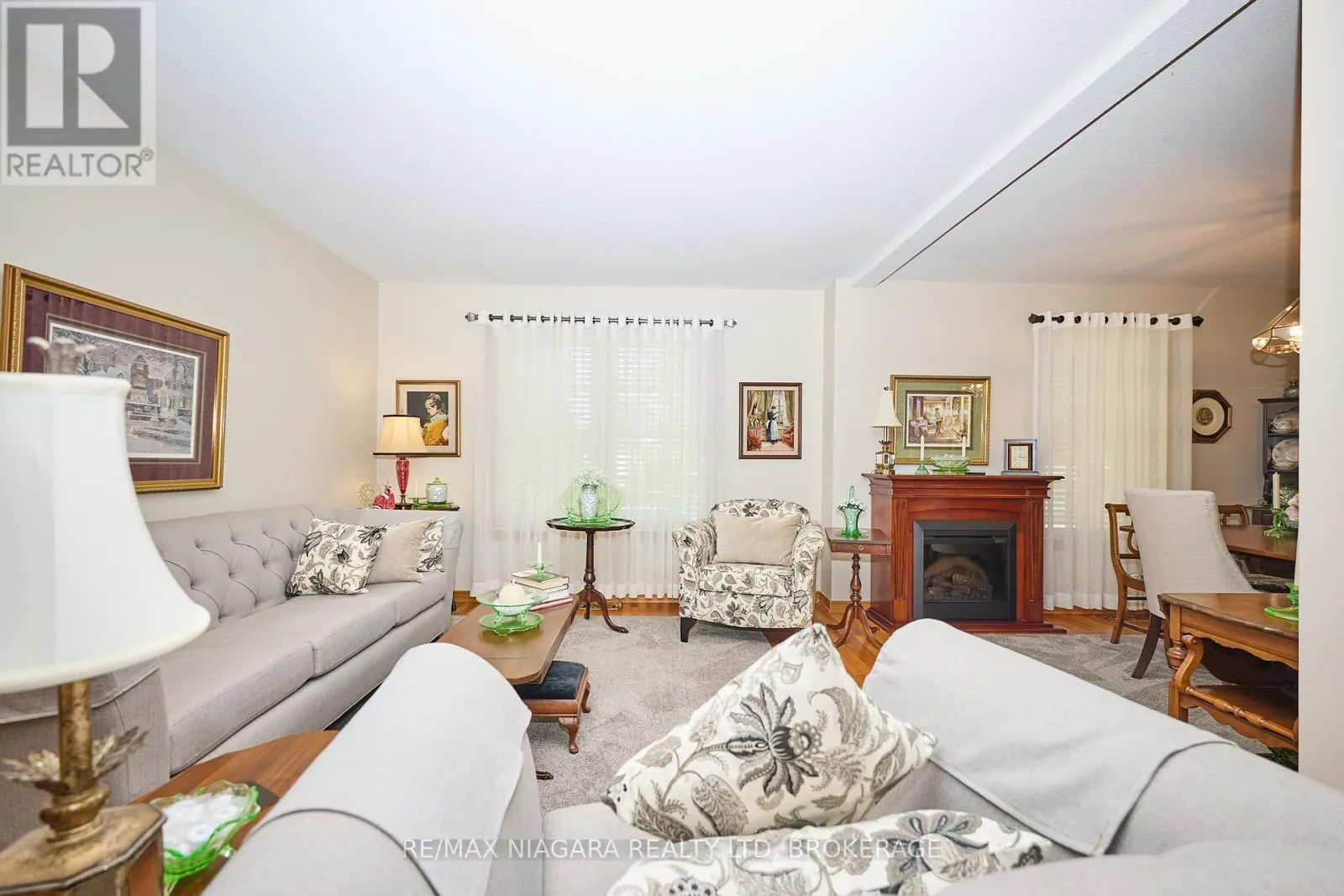 524 LAKEVIEW ROAD