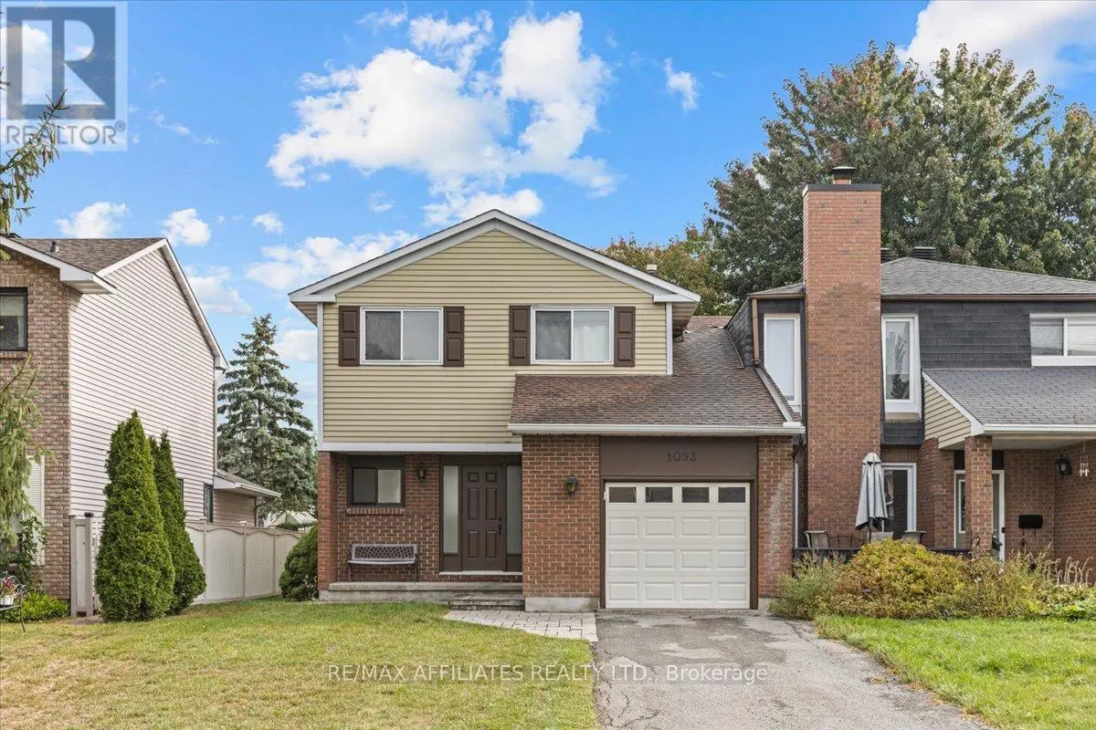 1093 ST LUCIA PLACE