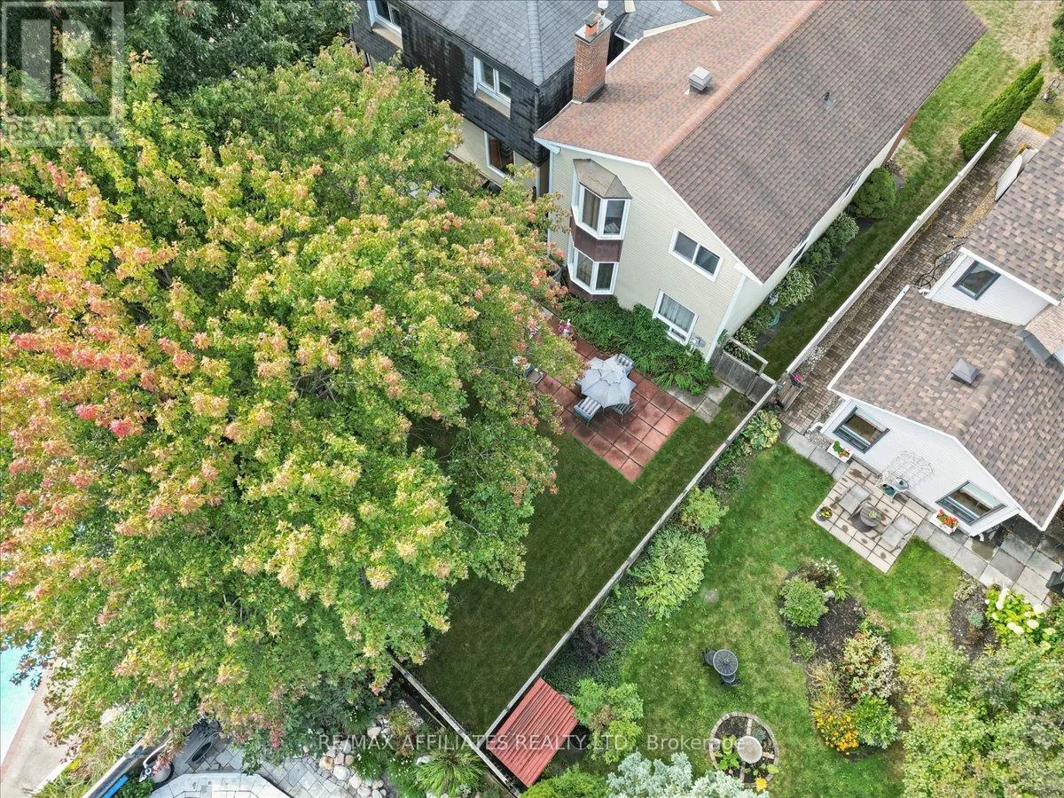 1093 ST LUCIA PLACE