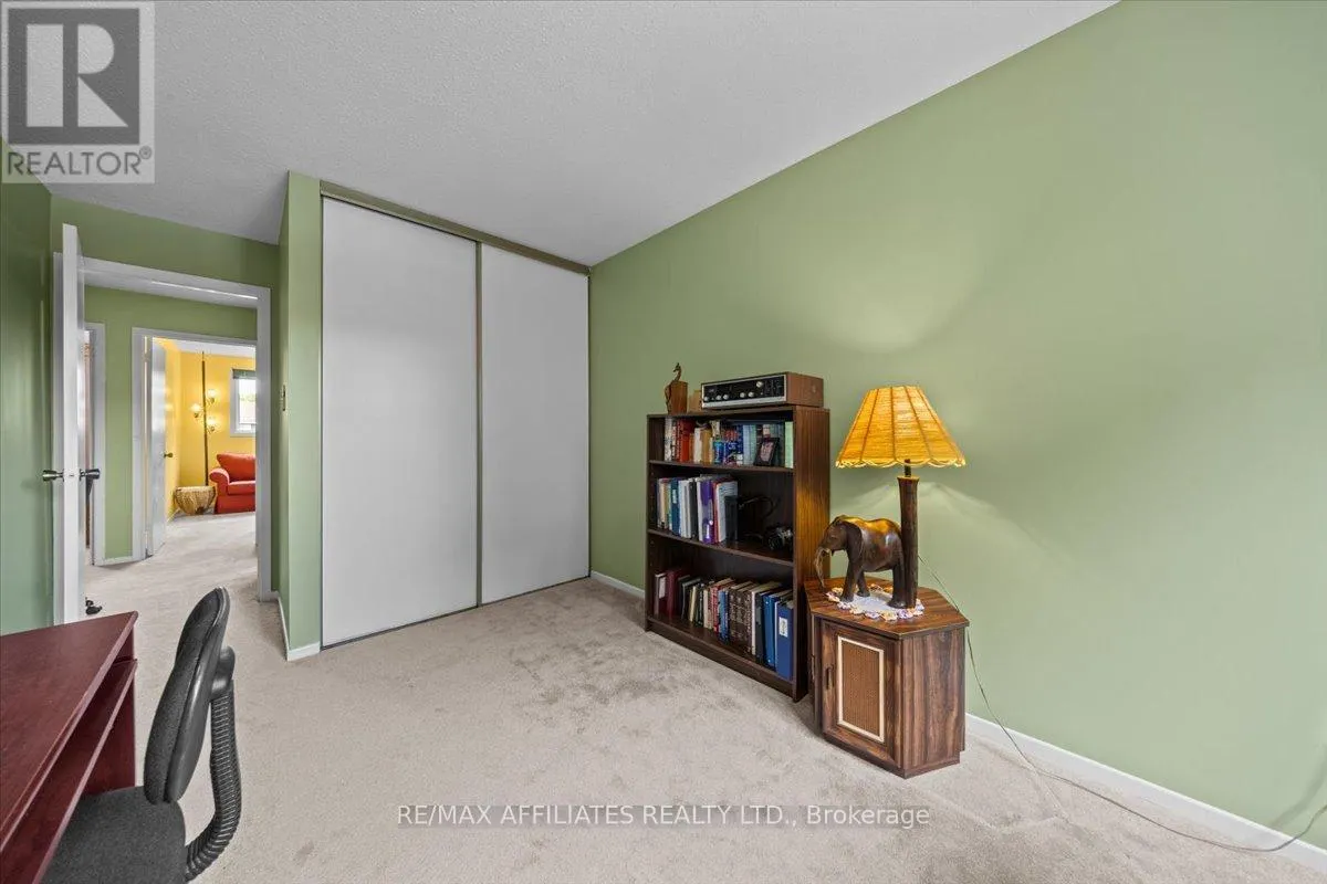 1093 ST LUCIA PLACE