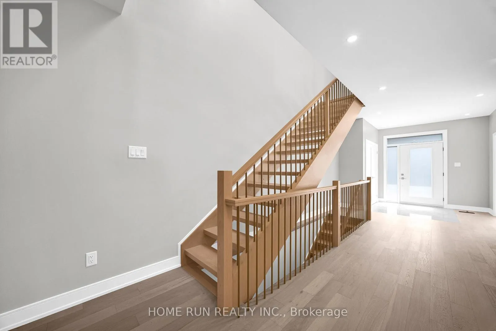 297 DOVERCOURT AVENUE