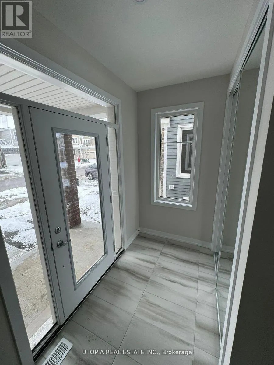 112 HACKAMORE CRESCENT
