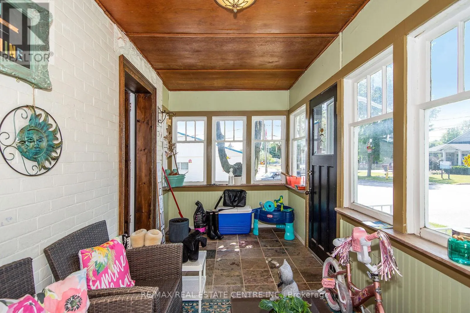 132 FIRST AVENUE E