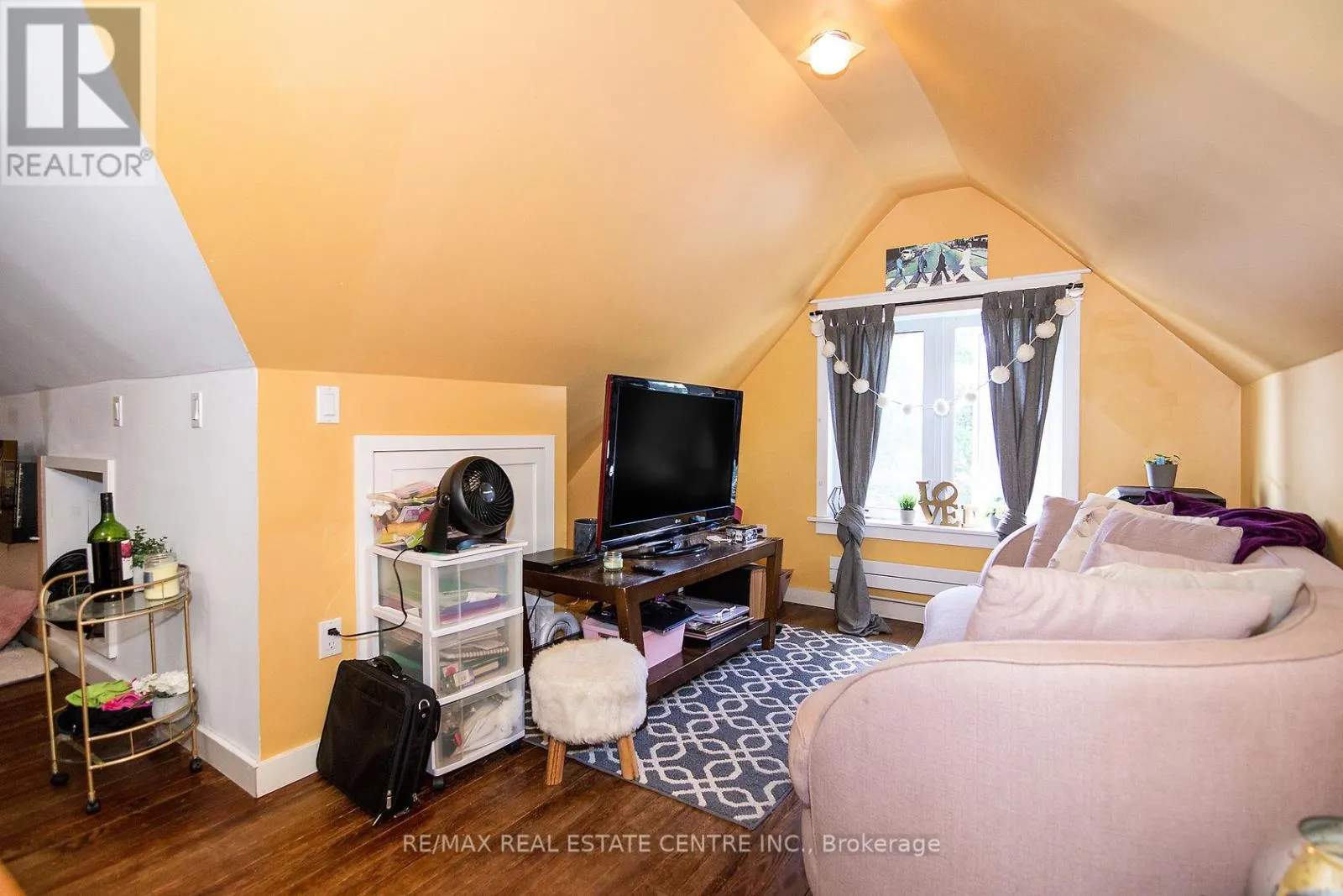 132 FIRST AVENUE E