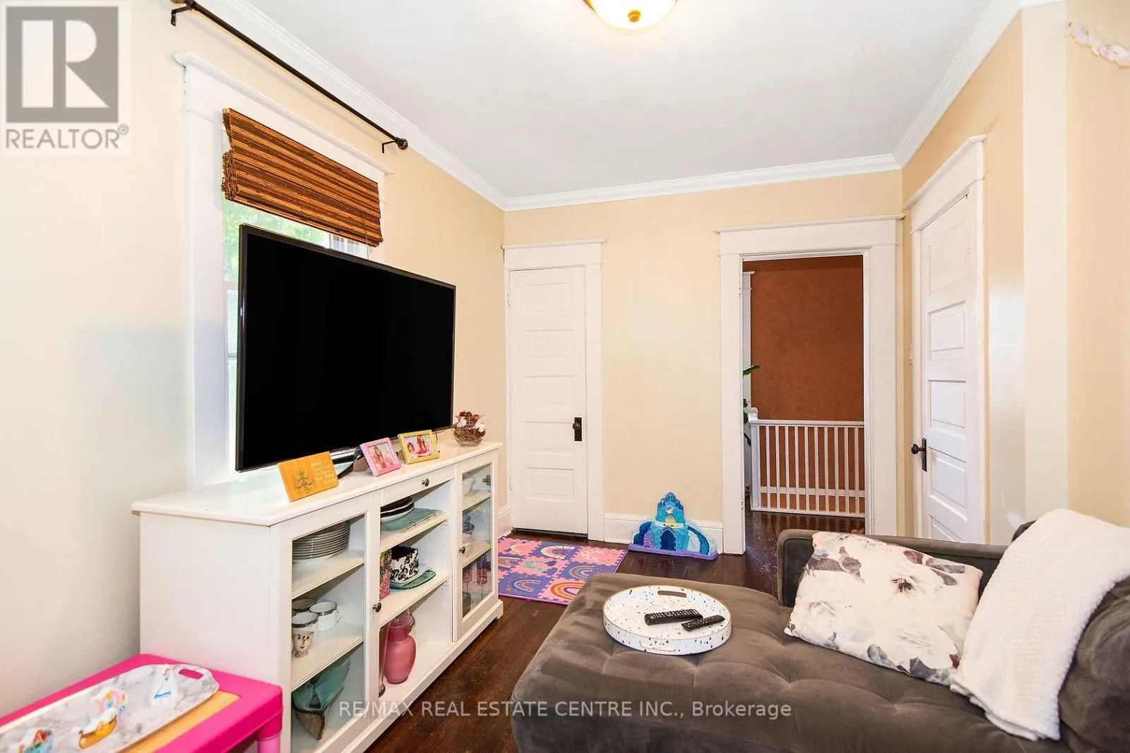 132 FIRST AVENUE E