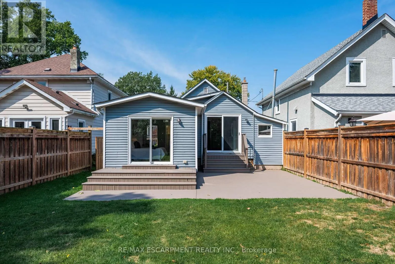 53 BAYVIEW DRIVE