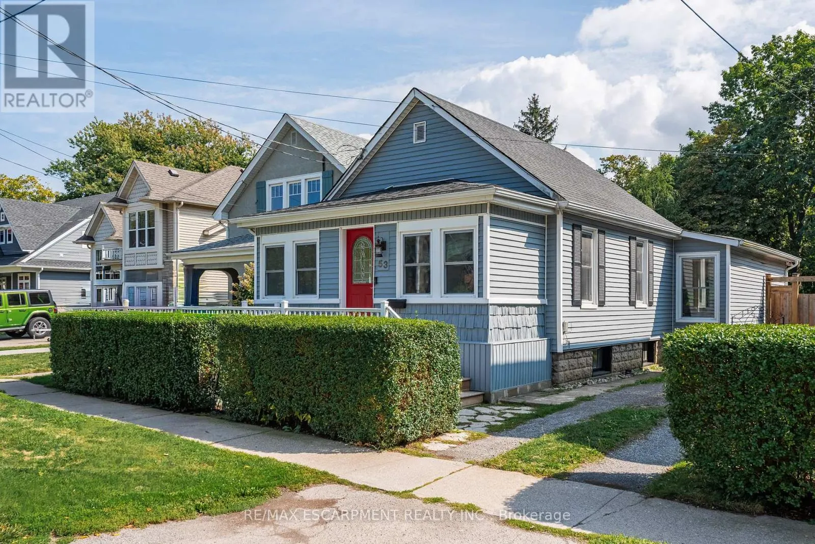 53 BAYVIEW DRIVE