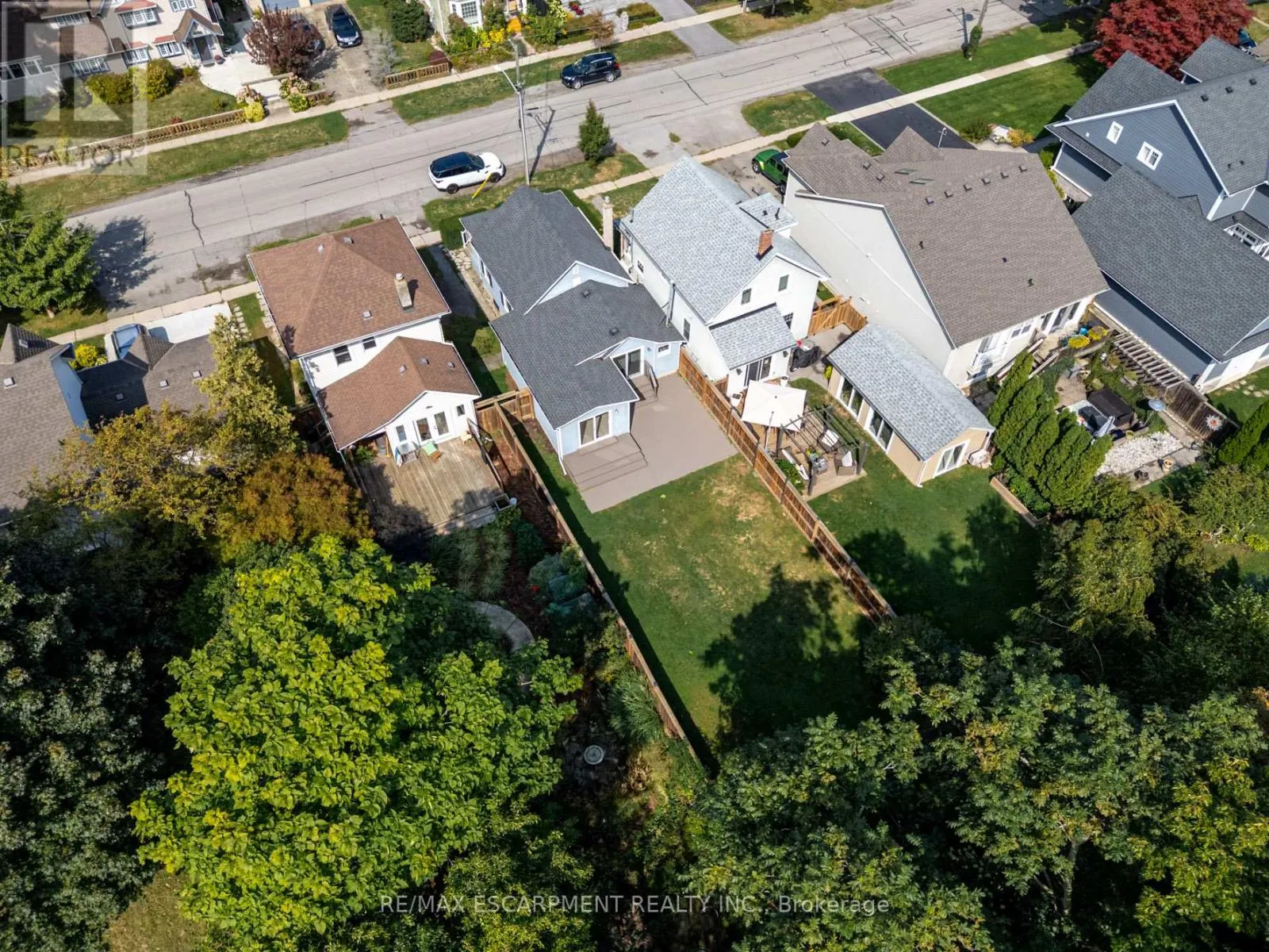 53 BAYVIEW DRIVE