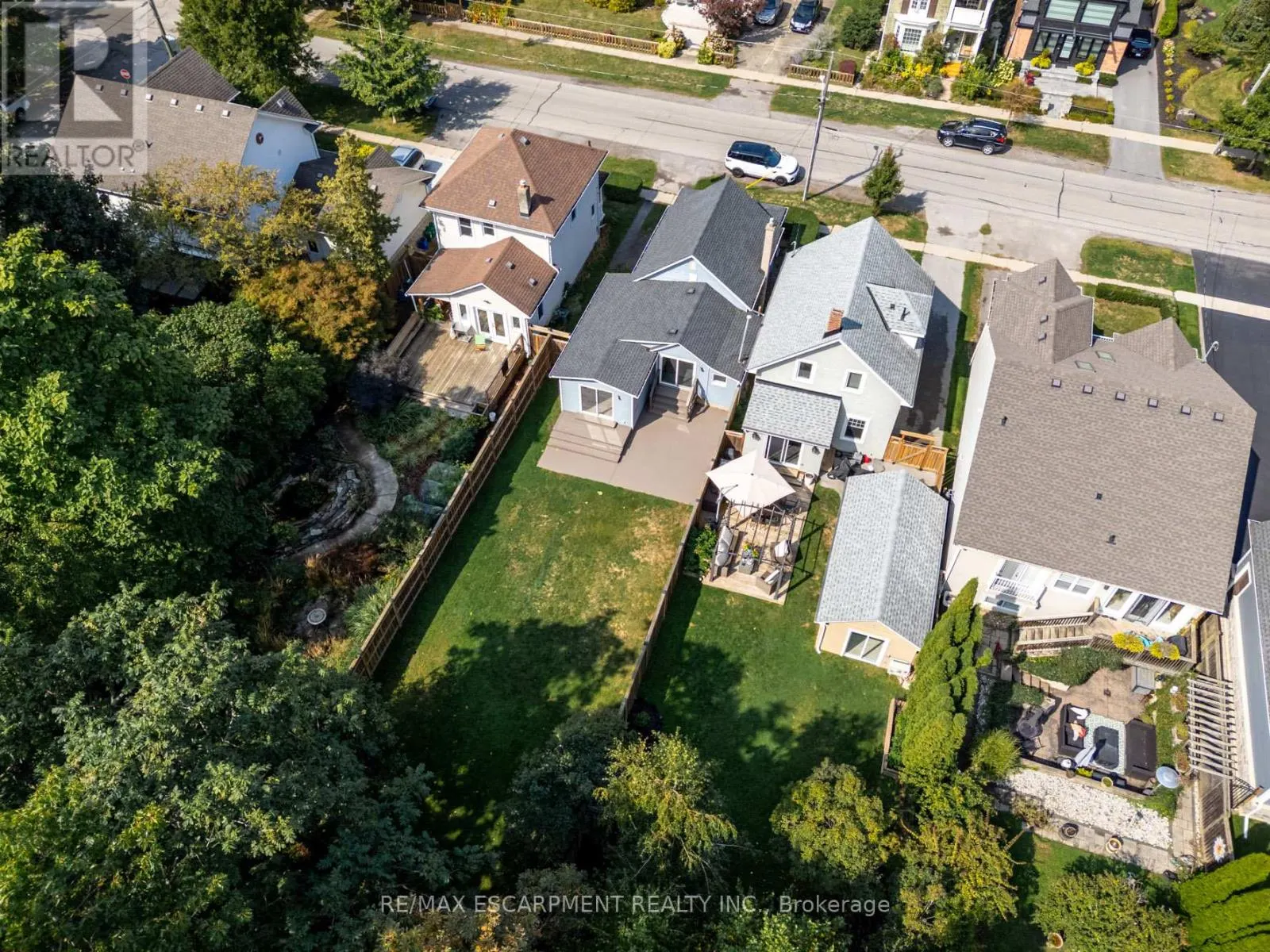 53 BAYVIEW DRIVE