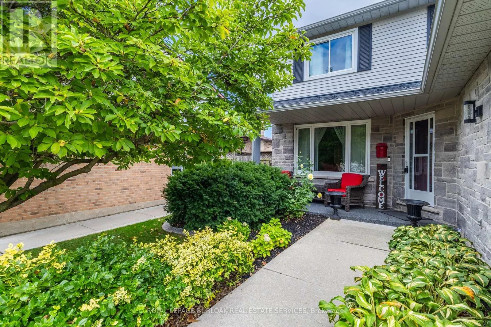 106 MAPLE DRIVE