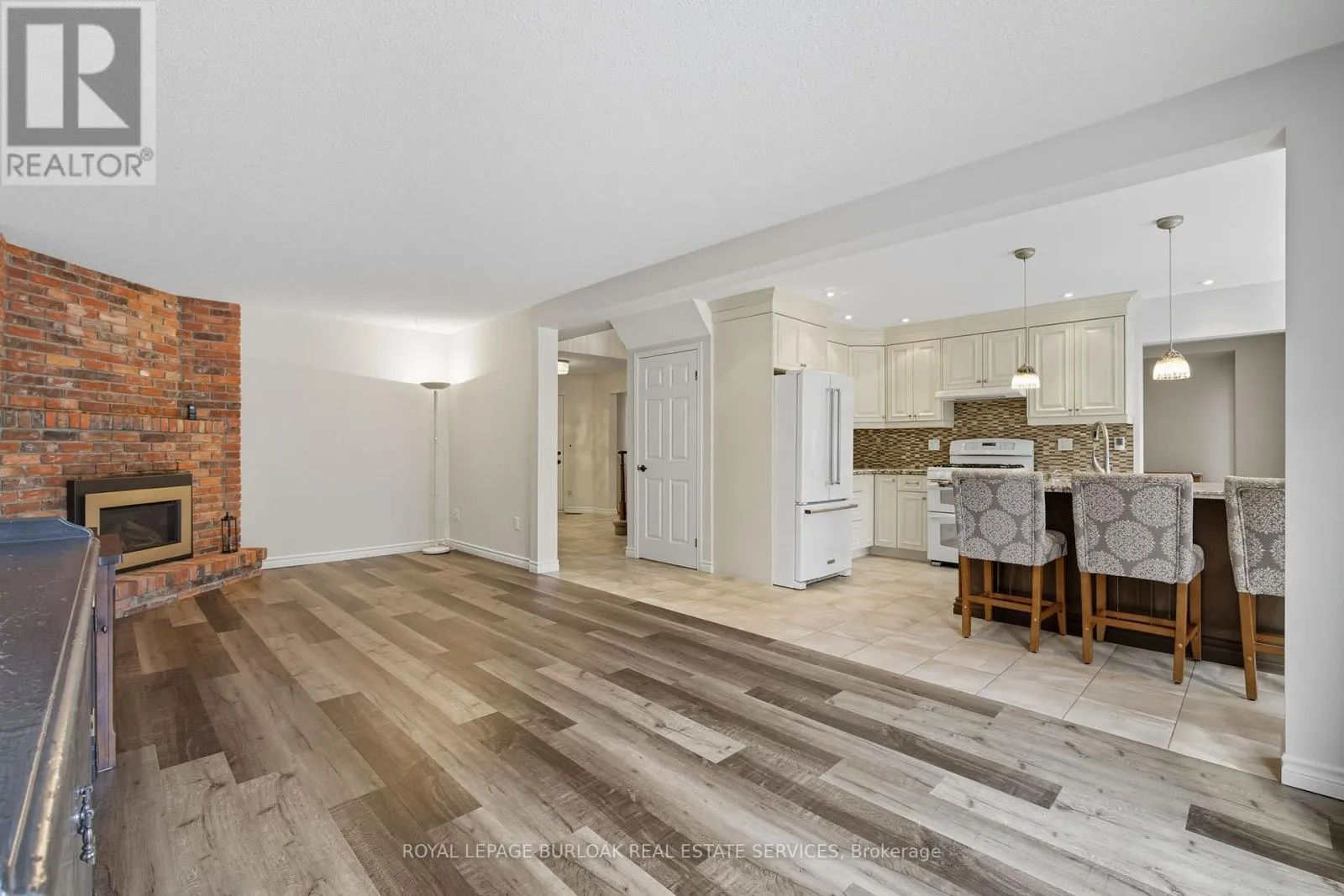 106 MAPLE DRIVE