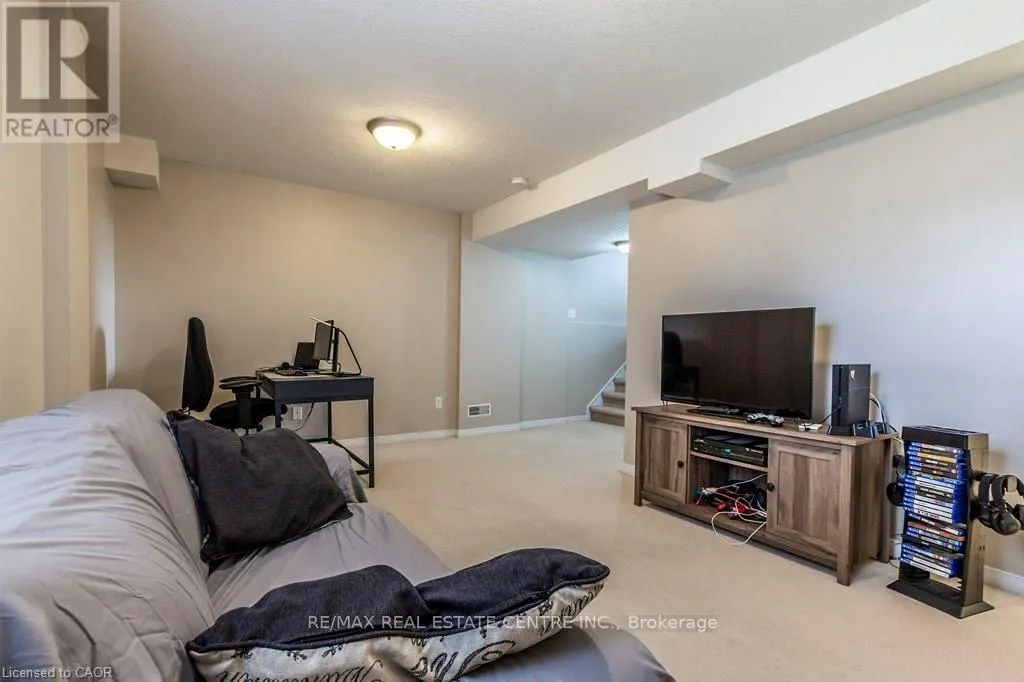 316 PARKVALE DRIVE