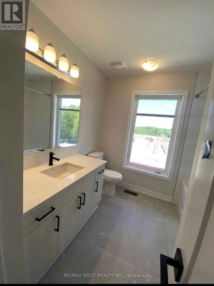216 TUSSOCK PRIVATE