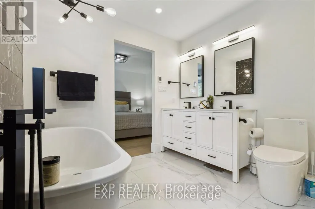77 IMPERIAL ROAD N