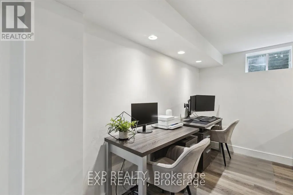 77 IMPERIAL ROAD N