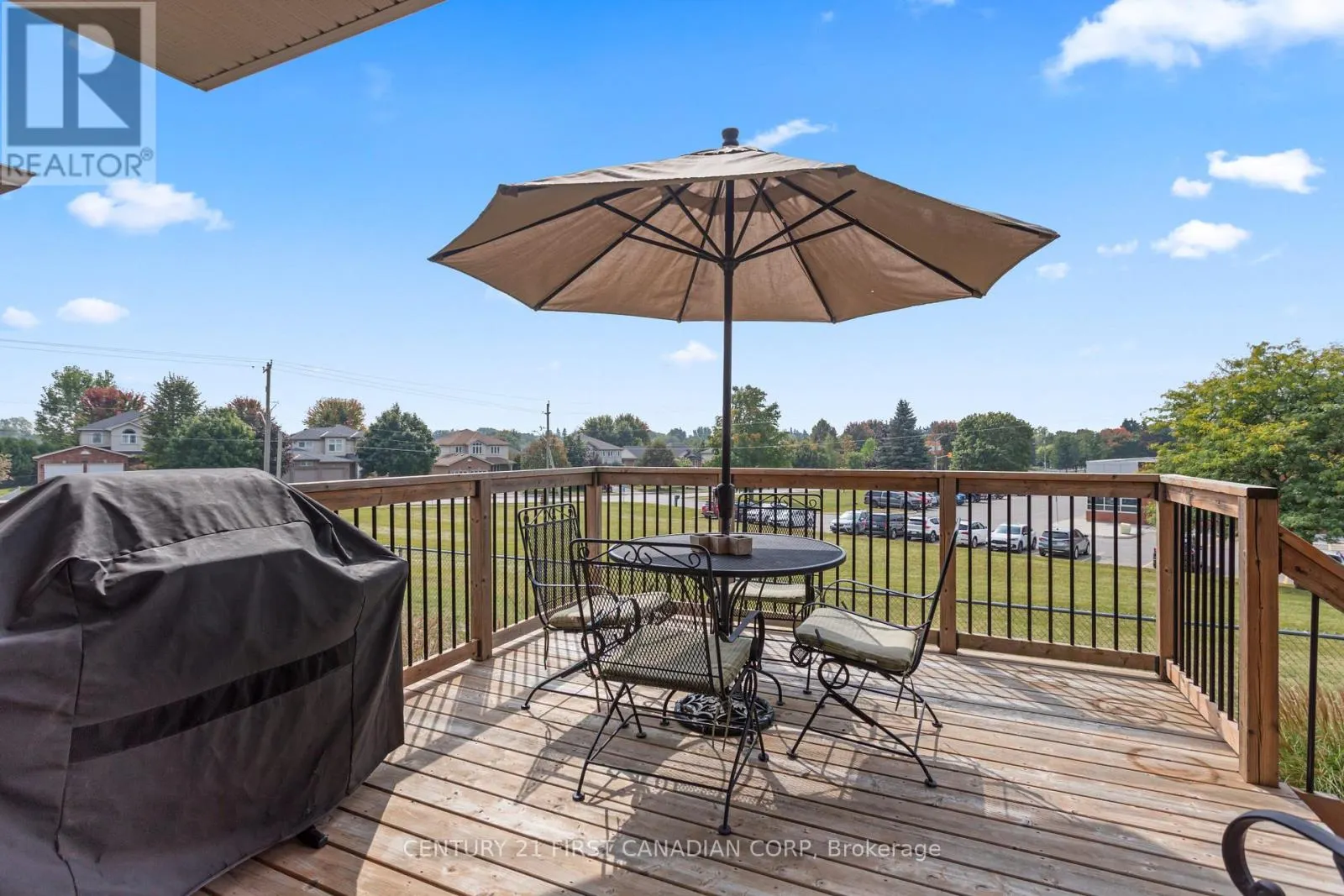 3 - 10038 OXBOW DRIVE, #3