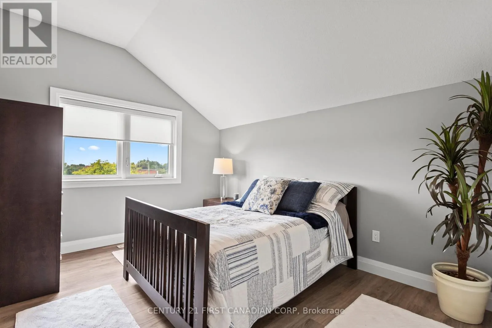 3 - 10038 OXBOW DRIVE, #3