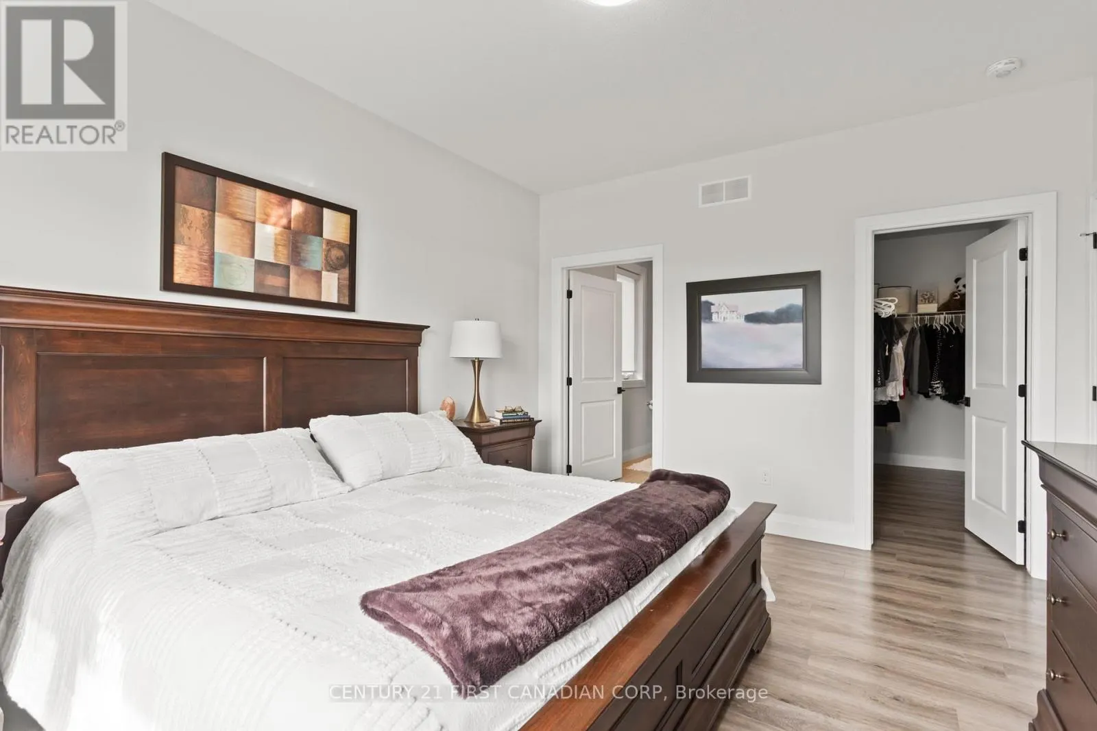 3 - 10038 OXBOW DRIVE, #3