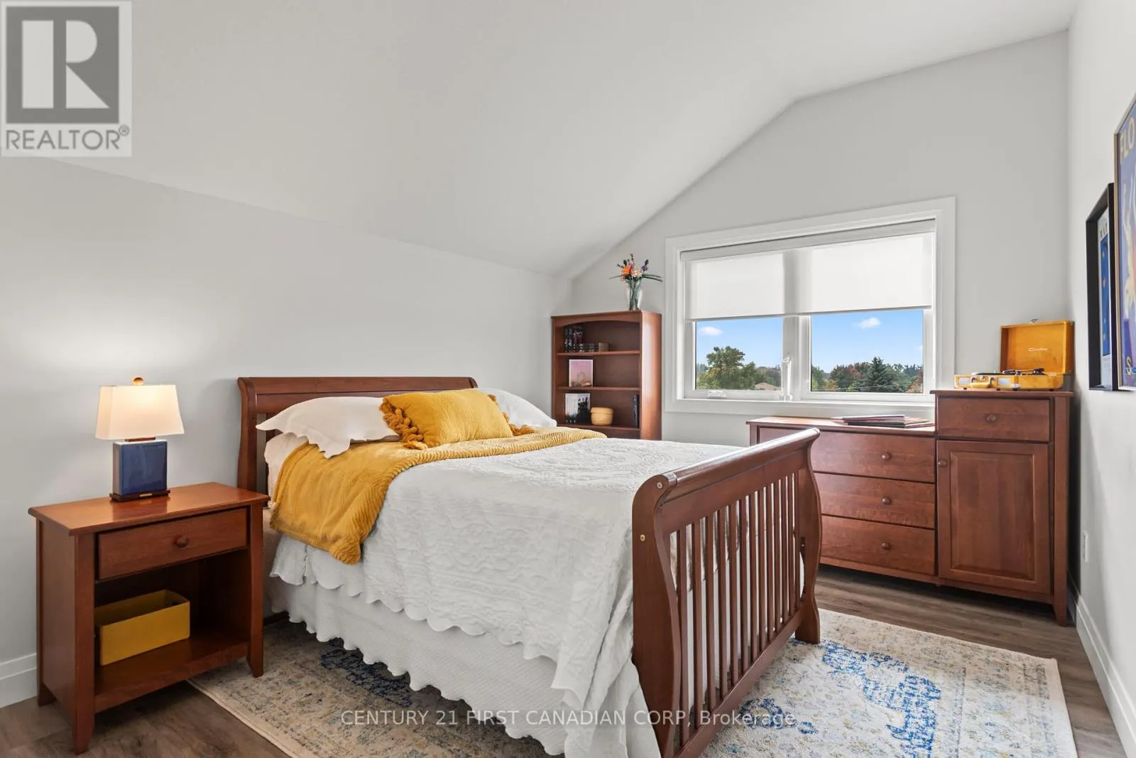 3 - 10038 OXBOW DRIVE, #3