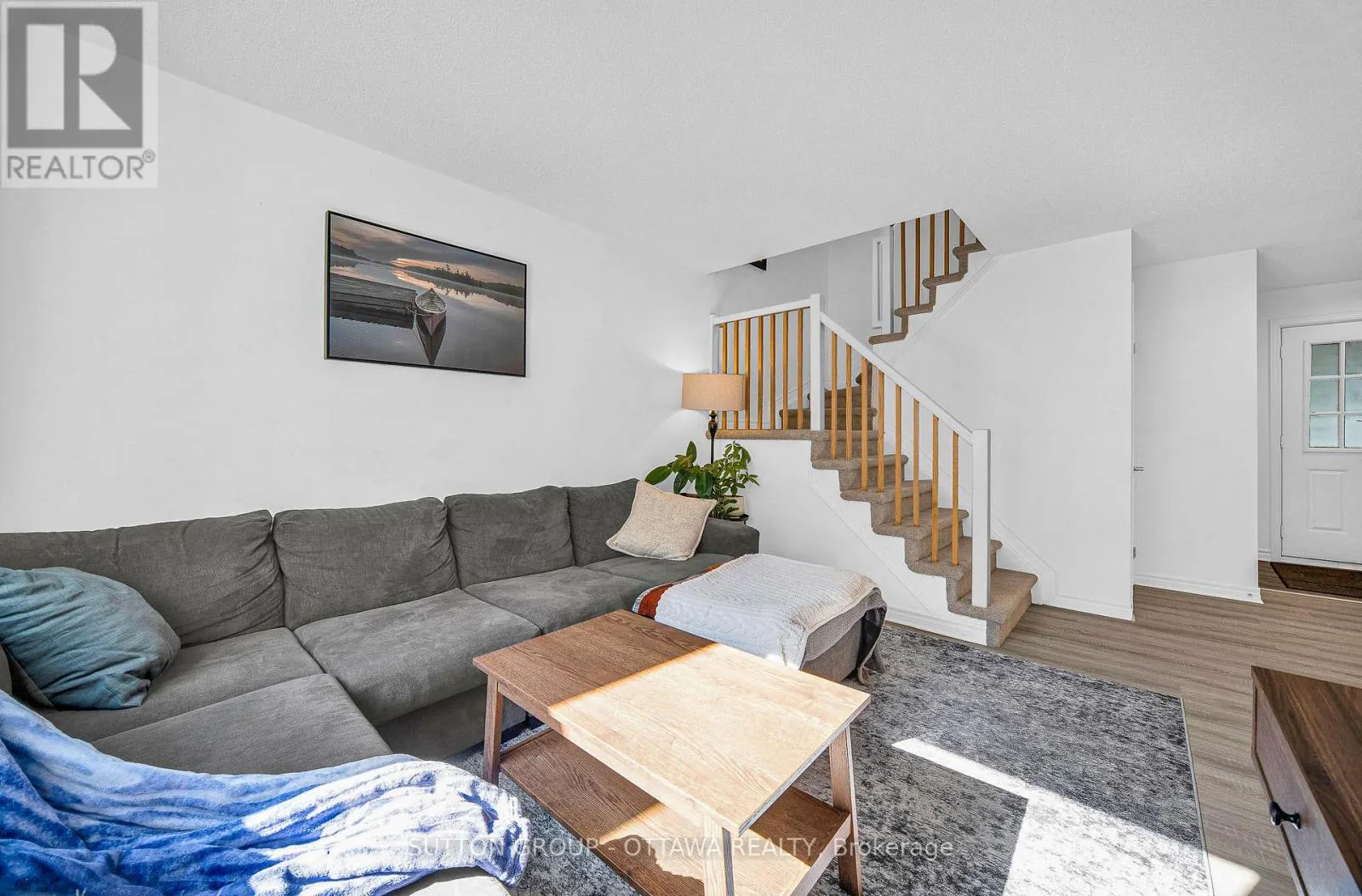 313 STONEWAY DRIVE
