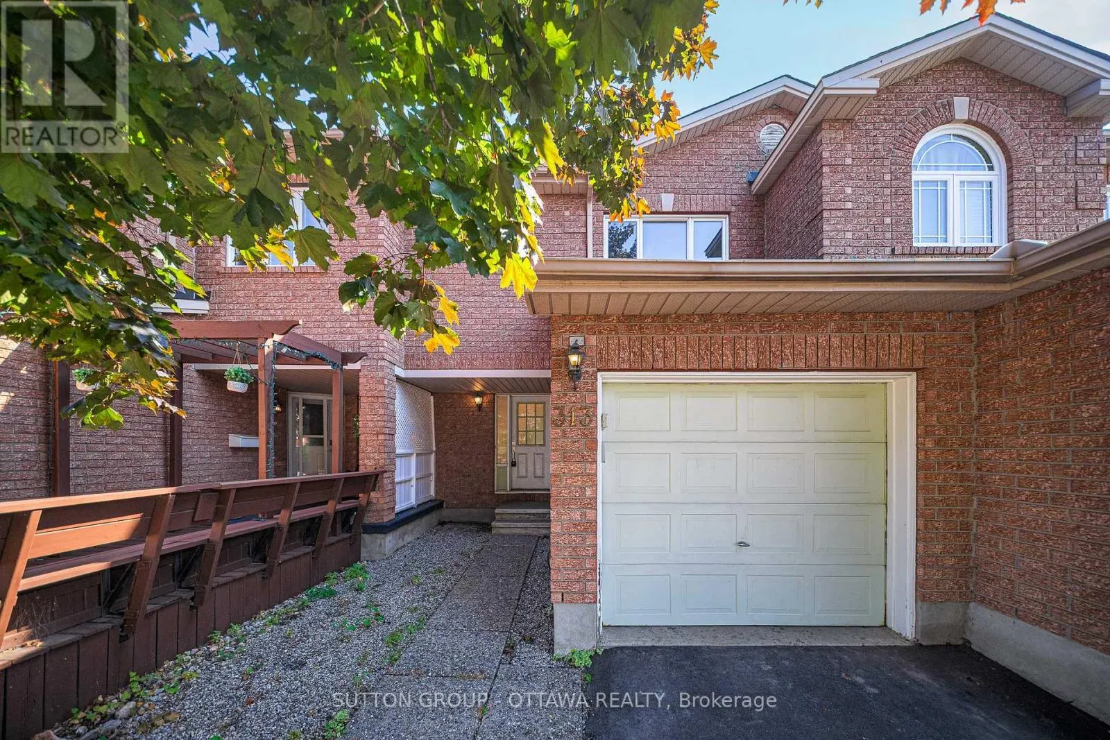 313 STONEWAY DRIVE